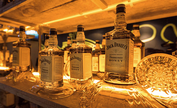 Роспотребнадзор нашел в виски Jack Daniel's вещества для борьбы с клещами Роспотребнадзор нашел в виски Jack Daniel's вещества для борьбы с клещами