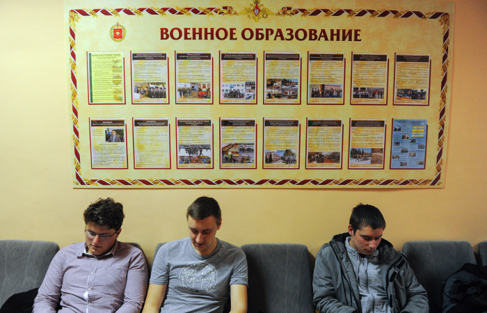 Депутат Госдумы предложил способ избавиться от дедовщины в армии Депутат Госдумы предложил способ избавиться от дедовщины в армии