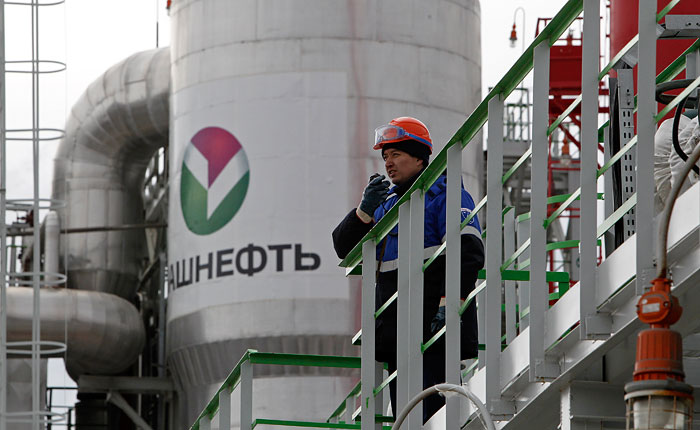 Башкирия попросила передать ей долю в "Башнефти" Башкирия попросила передать ей долю в "Башнефти"