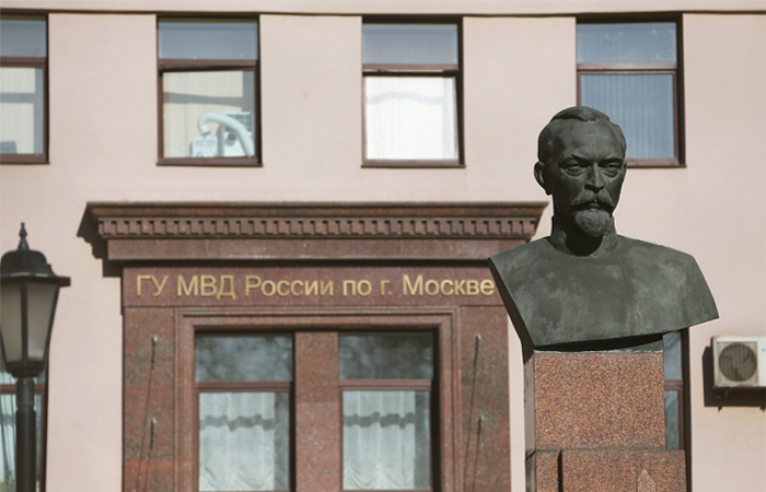 Наркоконтролю и миграционной службе посулили слияние с МВД Наркоконтролю и миграционной службе посулили слияние с МВД