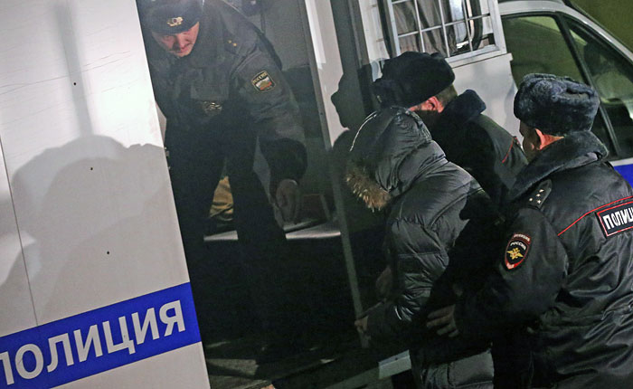 Суд Москвы признал виновным застрелившего двух человек школьника Суд Москвы признал виновным застрелившего двух человек школьника
