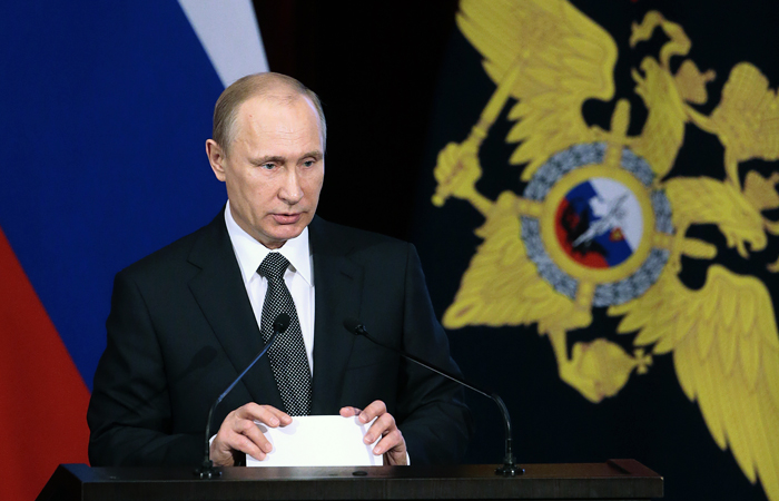 Путин потребовал от МВД положить конец политическим убийствам Путин потребовал от МВД положить конец политическим убийствам