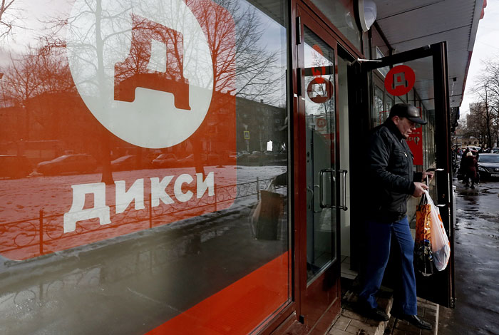 ФАС разберется в споре производителей водки с "Дикси" ФАС разберется в споре производителей водки с "Дикси"