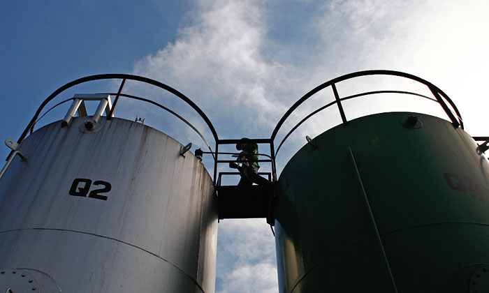 Нефть подорожала на новостях из Саудовской Аравии Нефть подорожала на новостях из Саудовской Аравии