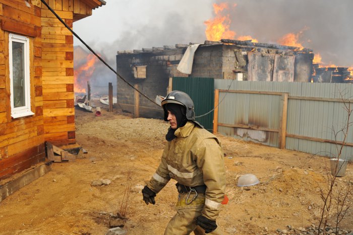 Число погибших при пожарах на юге Сибири достигло 34 человек Число погибших при пожарах на юге Сибири достигло 34 человек
