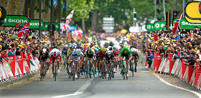 Велогонщик Саган из "Тинькофф-Саксо" стал вторым на пятом этапе "Тур де Франс"