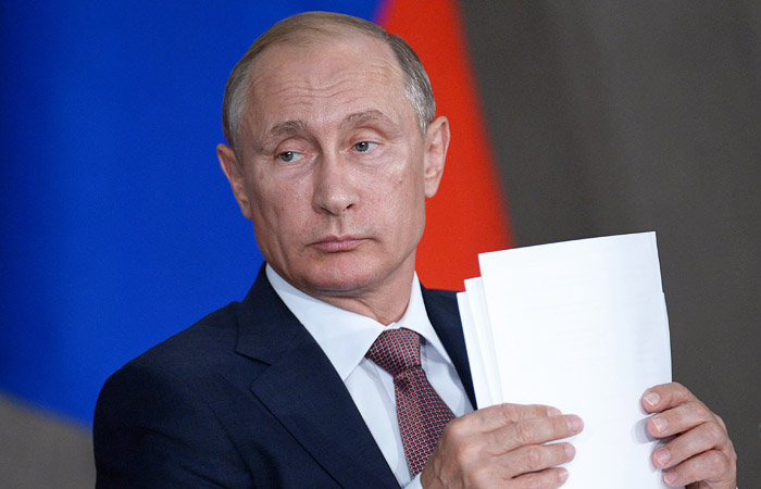Путин подписал указ о консолидации "Шереметьево" Путин подписал указ о консолидации "Шереметьево"