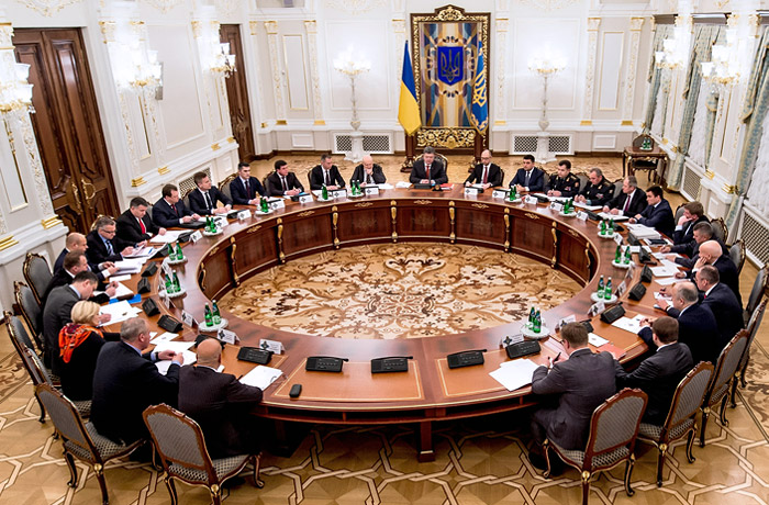 СНБО Украины решил расширить антироссийские санкции СНБО Украины решил расширить антироссийские санкции