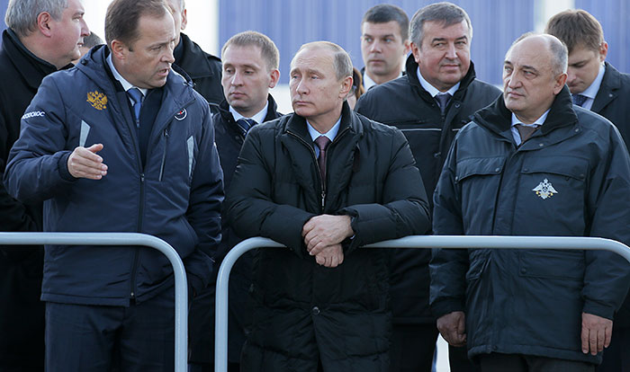 Путин предложил провести первые пуски с космодрома Восточный весной 2016 года Путин предложил провести первые пуски с космодрома Восточный весной 2016 года