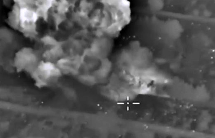 СУ-34 уничтожили в Сирии несколько нефтяных объектов ИГ СУ-34 уничтожили в Сирии несколько нефтяных объектов ИГ