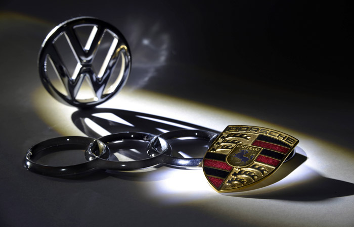 Volkswagen собрался сохранить все 12 брендов вопреки "дизельному скандалу" Volkswagen собрался сохранить все 12 брендов вопреки "дизельному скандалу"