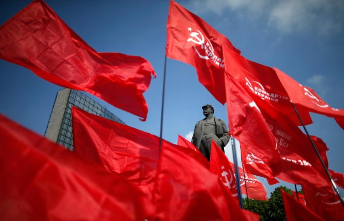 Киевский суд запретил деятельность Компартии Украины Киевский суд запретил деятельность Компартии Украины