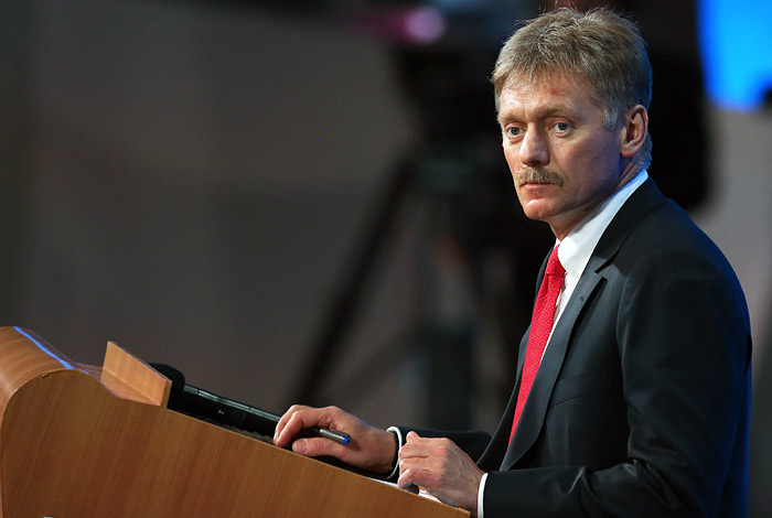 Песков пообещал детальный ответ Путина на вопрос о "Платоне" Песков пообещал детальный ответ Путина на вопрос о "Платоне"