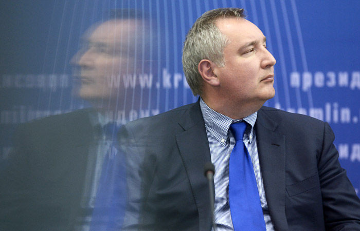 Рогозин опроверг информацию о сворачивании лунной программы Рогозин опроверг информацию о сворачивании лунной программы