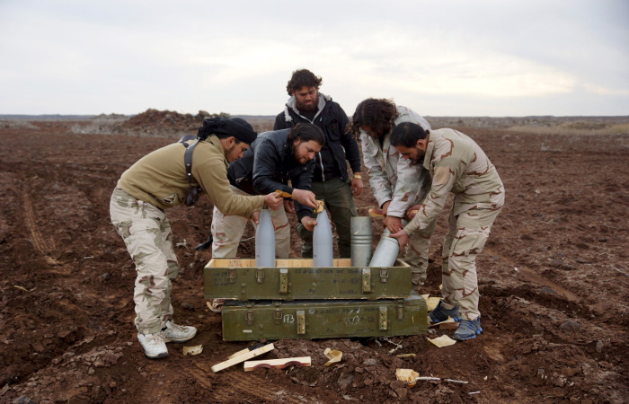 Мятежники пригрозили выйти из предстоящих переговоров по Сирии Мятежники пригрозили выйти из предстоящих переговоров по Сирии
