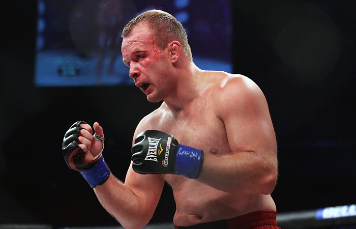 Российский боец Шлеменко объявил о возвращении на ринг