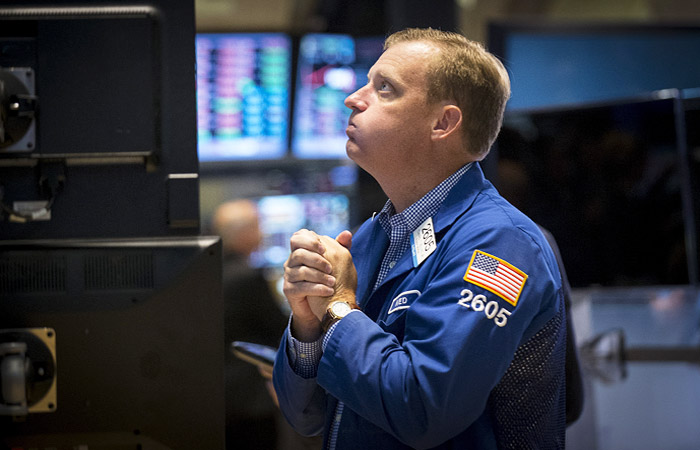 Американский индекс S&P 500 упал до минимума за 21 месяц Американский индекс S&P 500 упал до минимума за 21 месяц