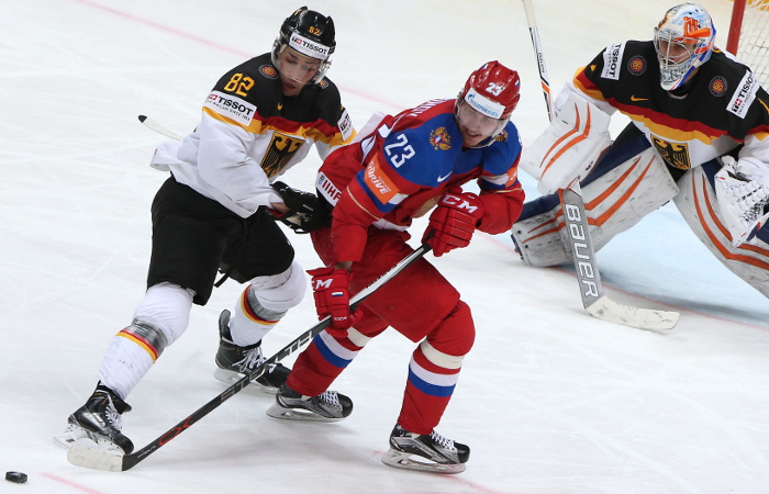 Хоккеисты сборной России вышли в полуфинал чемпионата мира