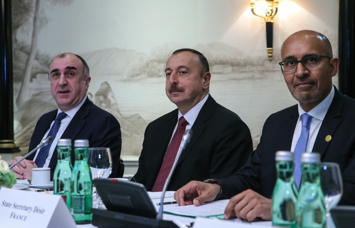 Баку обвинил Ереван в помехах политическому выходу из карабахского конфликта Баку обвинил Ереван в помехах политическому выходу из карабахского конфликта