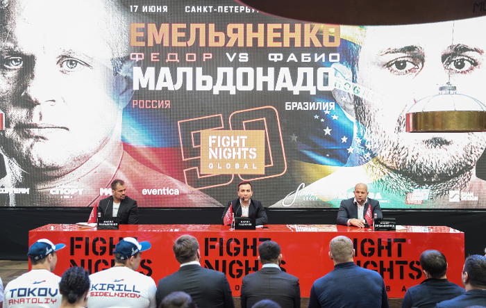 Федор Емельяненко одержал победу после возвращения в MMA