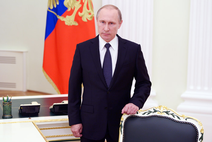 Путин выступил с телеобращением к французам в связи с терактом в Ницце Путин выступил с телеобращением к французам в связи с терактом в Ницце