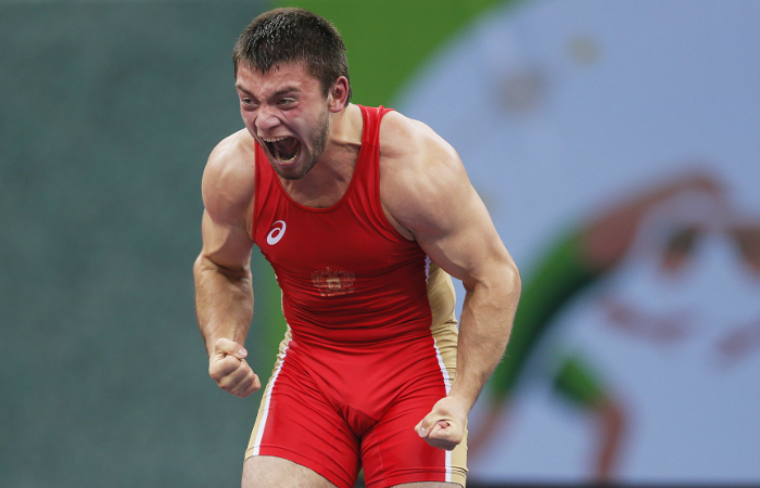 Борец Чакветадзе принес России десятую золотую медаль Игр-2016
