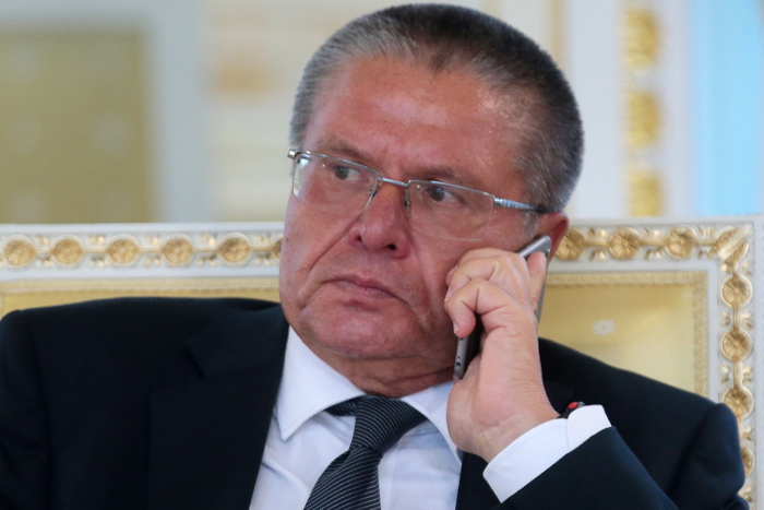 Улюкаев констатировал остановку процесса приватизации ВТБ Улюкаев констатировал остановку процесса приватизации ВТБ