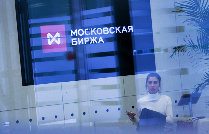 Индекс ММВБ впервые достиг рубежа 2000 пунктов Индекс ММВБ впервые достиг рубежа 2000 пунктов