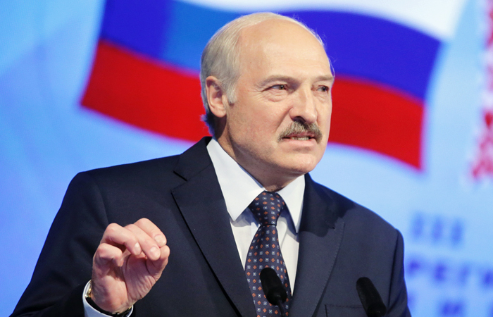 Пресс-секретарь Лукашенко назвала вынос флага РФ в Рио его личной позицией