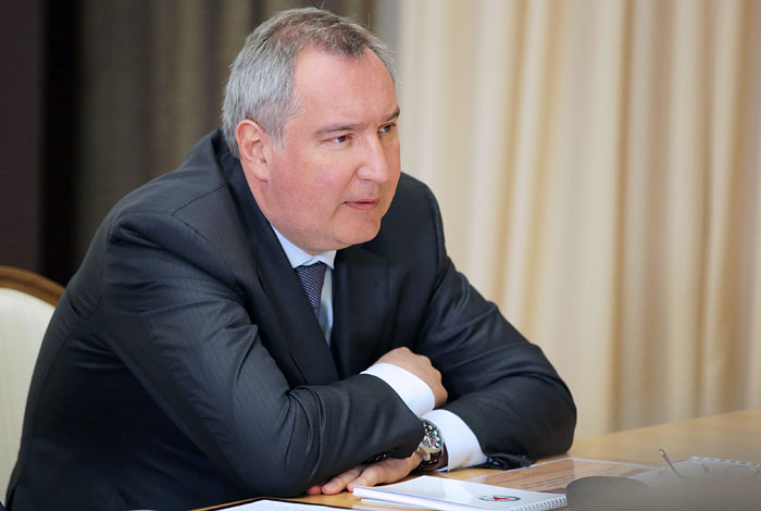 Рогозин попросил Путина сменить руководство "Уралвагонзавода" Рогозин попросил Путина сменить руководство "Уралвагонзавода"