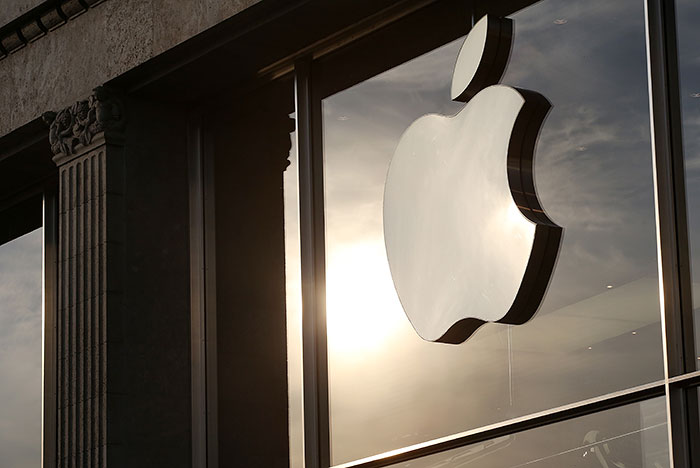 Годовая выручка Apple сократилась впервые за 15 лет Годовая выручка Apple сократилась впервые за 15 лет