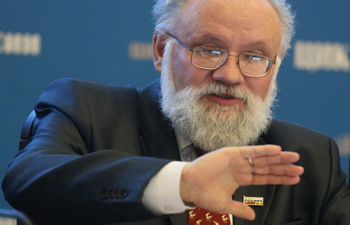 Чуров не стал прогнозировать итоги выборов в США из опасения вновь прослыть "волшебником" Чуров не стал прогнозировать итоги выборов в США из опасения вновь прослыть "волшебником"