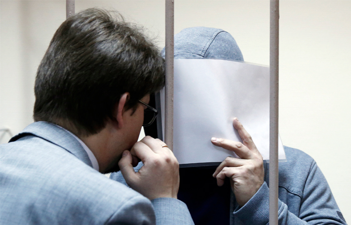 Адвокат Пирумова опроверг признание вины его подзащитным Адвокат Пирумова опроверг признание вины его подзащитным