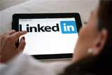 Соцсеть LinkedIn пообещала пользователям попробовать договориться с Роскомнадзором