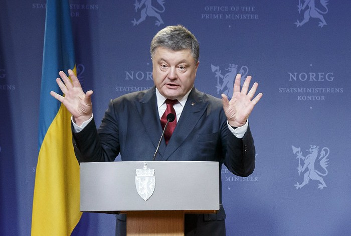 Порошенко допросили по делу Евромайдана Порошенко допросили по делу Евромайдана
