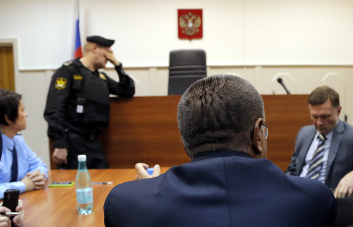 Суд признал законным домашний арест Улюкаева Суд признал законным домашний арест Улюкаева