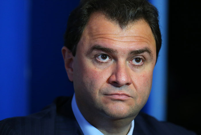 Медведев освободил от должности фигуранта "дела реставраторов" Пирумова Медведев освободил от должности фигуранта "дела реставраторов" Пирумова