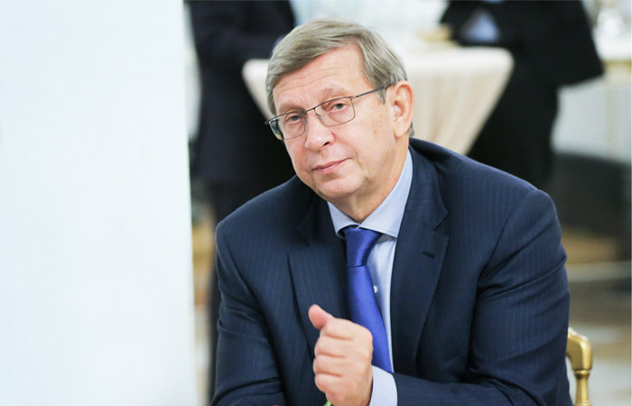 Владимир Евтушенков: Мы не собираемся отращивать "вторую ногу" в пару МТС Владимир Евтушенков: Мы не собираемся отращивать "вторую ногу" в пару МТС