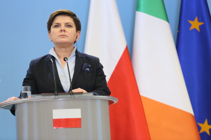 Глава правительства Польши госпитализирована после ДТП Глава правительства Польши госпитализирована после ДТП