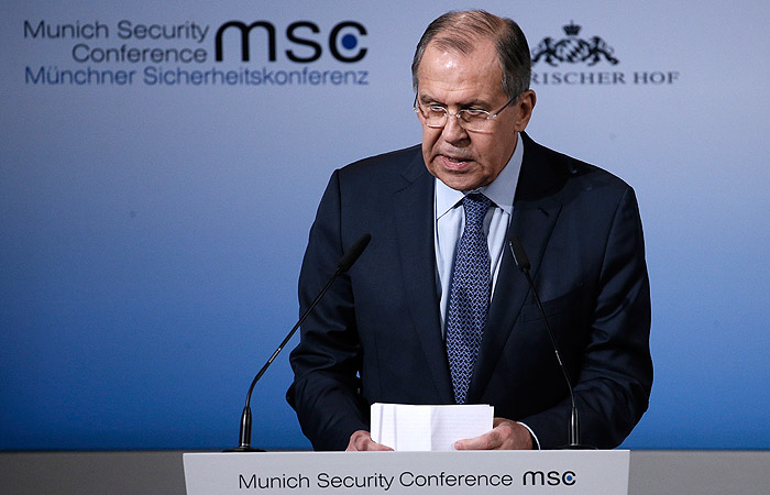 Лавров призвал возобновить военное сотрудничество между Россией и НАТО Лавров призвал возобновить военное сотрудничество между Россией и НАТО