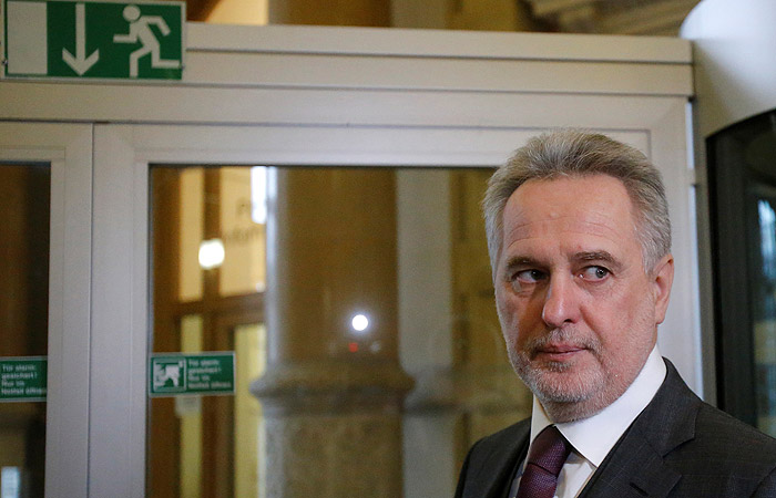 Суд Вены освободил Фирташа под прежний залог и со сдачей загранпаспорта Суд Вены освободил Фирташа под прежний залог и со сдачей загранпаспорта