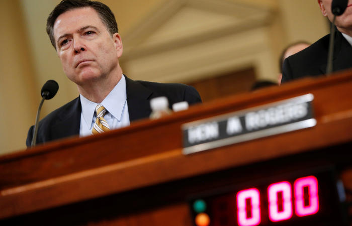 ФБР объявило об информации о связях членов команды Трампа с Россией ФБР объявило об информации о связях членов команды Трампа с Россией