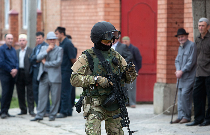 Двое полицейских погибли при обстреле в Ингушетии Двое полицейских погибли при обстреле в Ингушетии