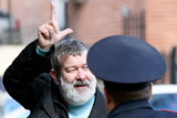 Вячеслав Мальцев арестован на 15 суток за неповиновение полицейским на акции в Москве
