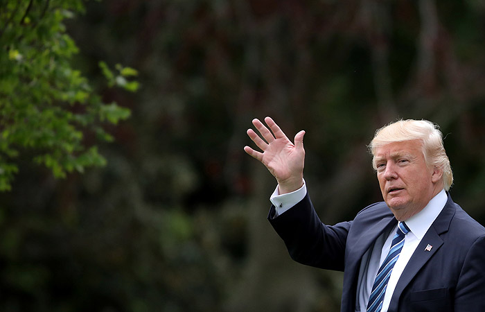 Ведущие американские телеканалы отказались показывать ролик об успехах Трампа Ведущие американские телеканалы отказались показывать ролик об успехах Трампа