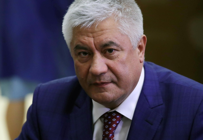 Глава МВД прибыл на место спецоперации по по задержанию "кратовского стрелка" Глава МВД прибыл на место спецоперации по по задержанию "кратовского стрелка"