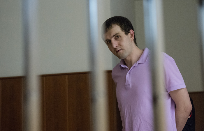 Осужденный за подготовку покушения на Путина попросил его о помиловании Осужденный за подготовку покушения на Путина попросил его о помиловании