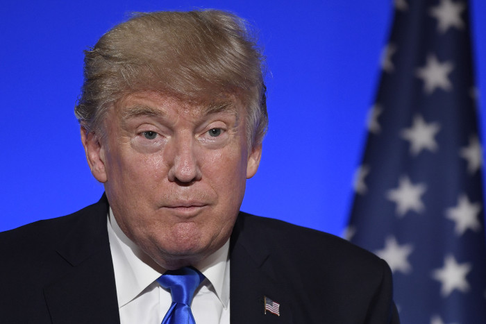 Трамп заявил о желании в будущем пригласить Путина в Белый дом Трамп заявил о желании в будущем пригласить Путина в Белый дом