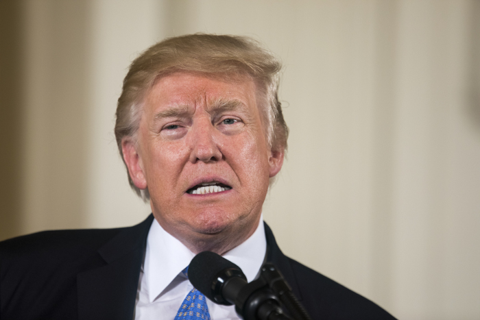 Трамп пообещал защитить США от северокорейской угрозы Трамп пообещал защитить США от северокорейской угрозы