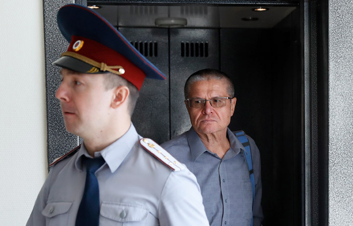 Обвинение заявило на процесс по делу Улюкаева 30 свидетелей Обвинение заявило на процесс по делу Улюкаева 30 свидетелей